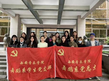 417bcb1f402b4727e1b32921f92487d